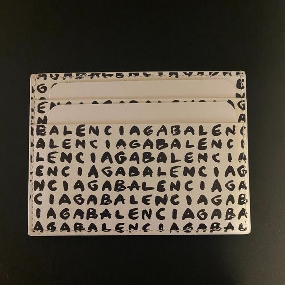 BALENCIAGA CARD HOLDER - BRAND NEW - Picture 2 of 3